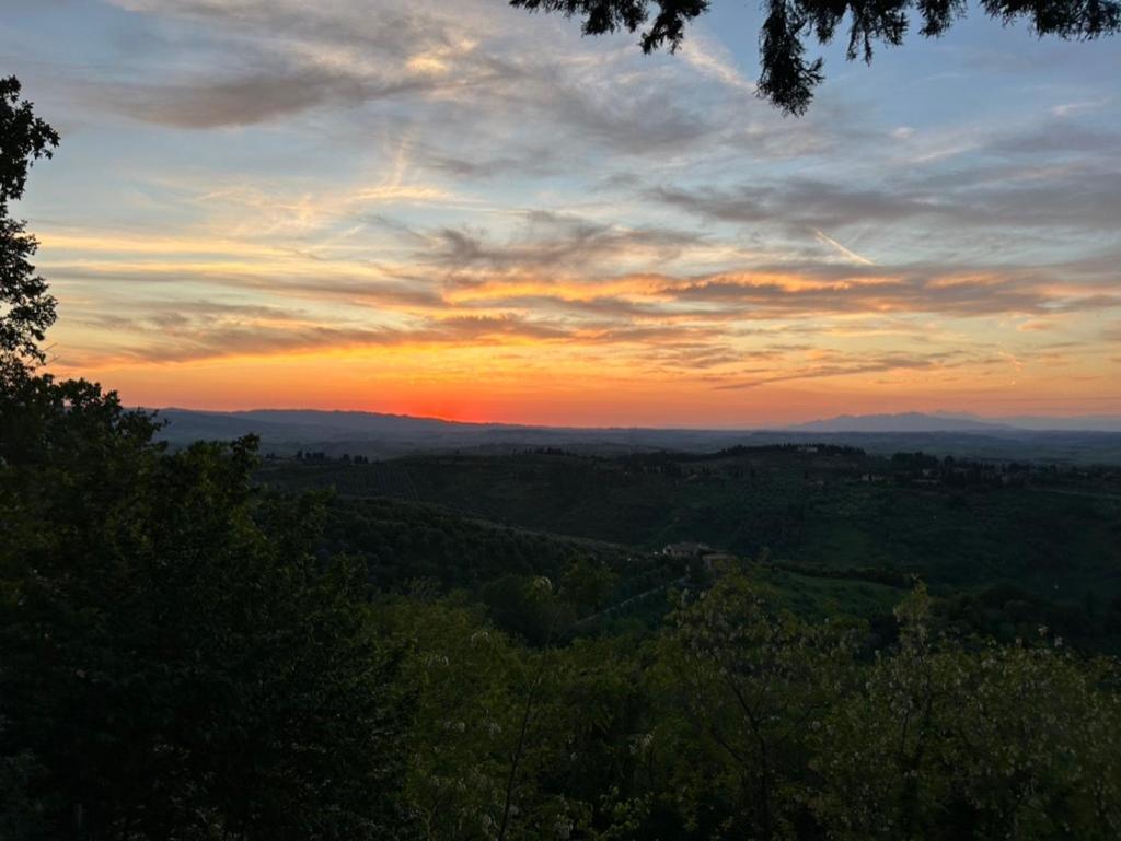 Casa Di Coraggio Villa Volterra Bagian luar foto
