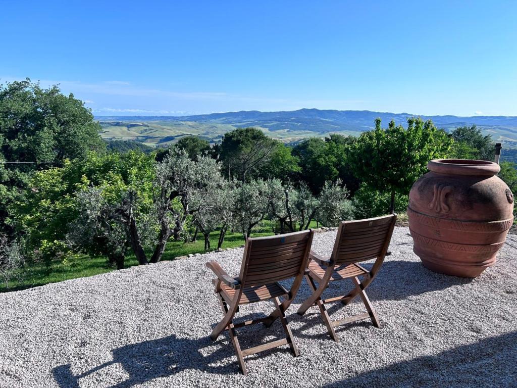 Casa Di Coraggio Villa Volterra Bagian luar foto
