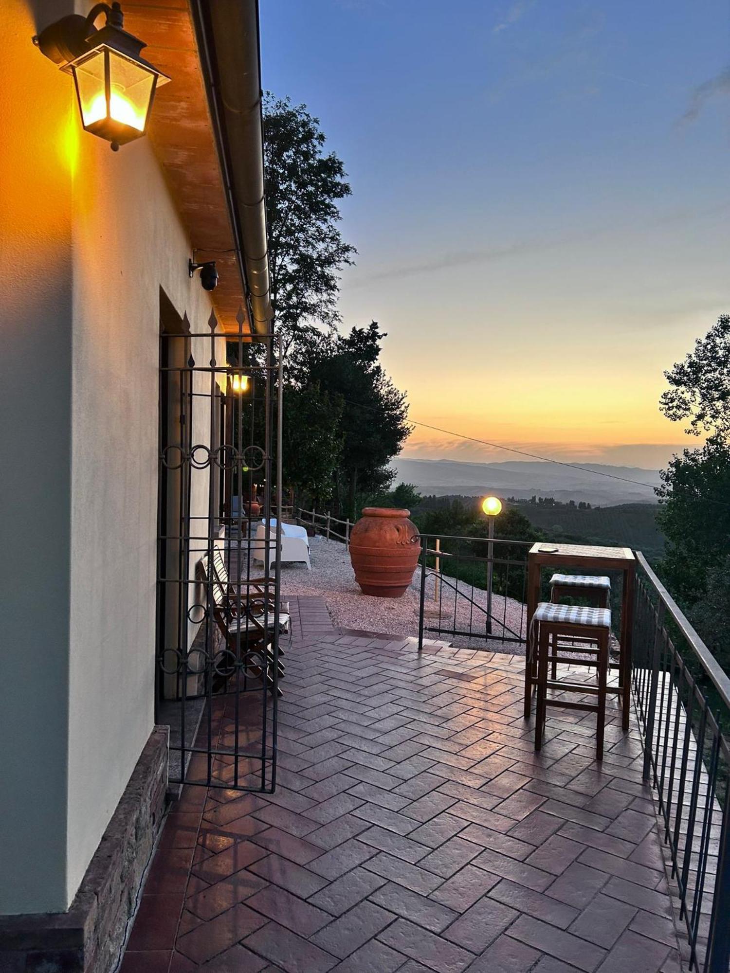 Casa Di Coraggio Villa Volterra Bagian luar foto