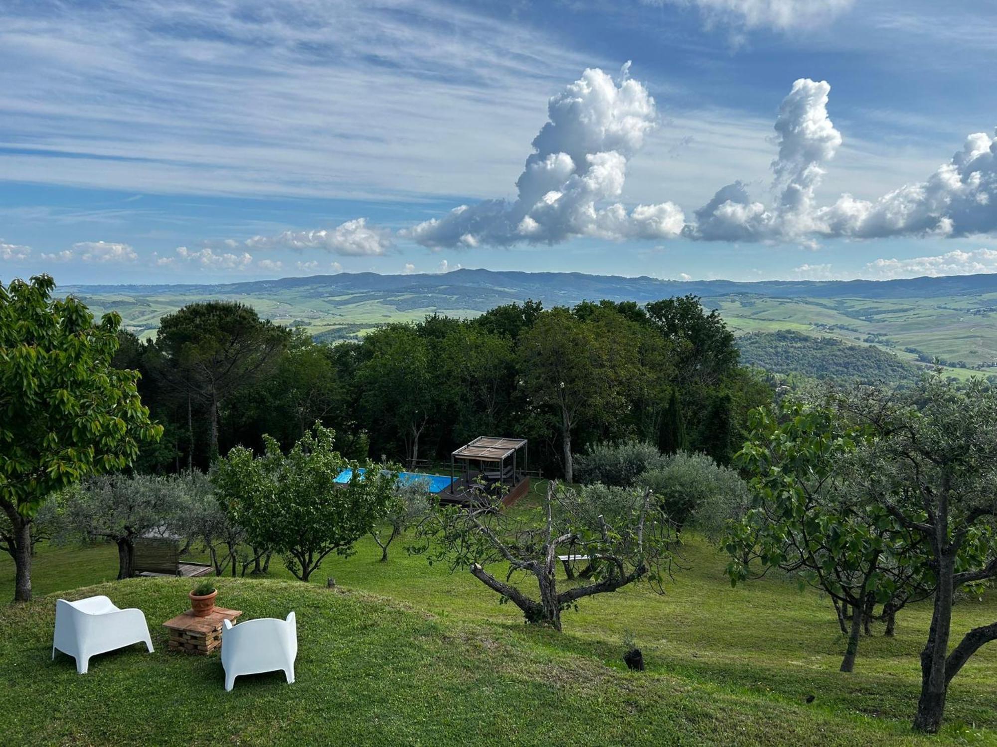 Casa Di Coraggio Villa Volterra Bagian luar foto